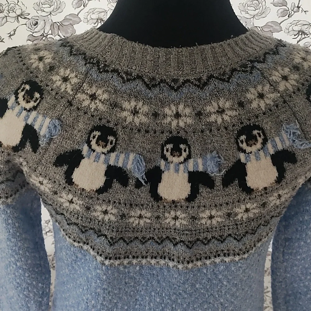Holiday winter penguin sweater metallic blue knitted size small - Picture 7 of 10